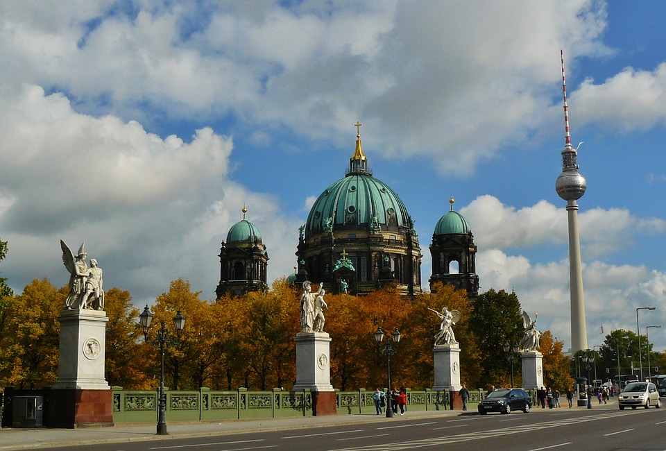 berlin-cathedral-365925_960_720
